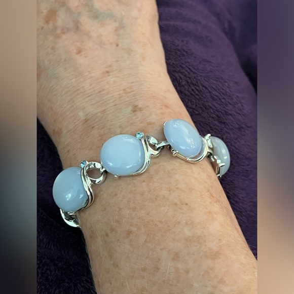 Silver bracelet with light blue opalite stones. 7” long. EUC. - Picture 3 of 9
